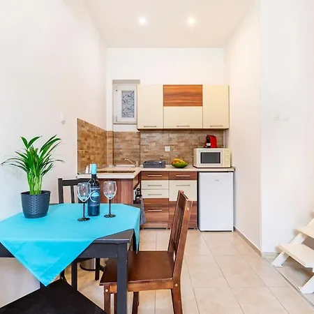 Cosy Studio Close To The City Center